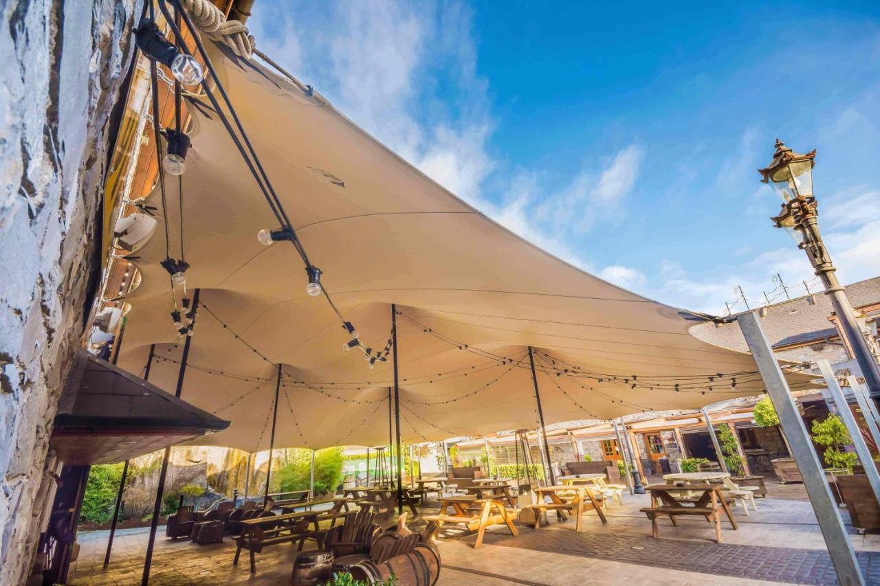 Court Yard Hotel Leixlip Eksteriør bilde