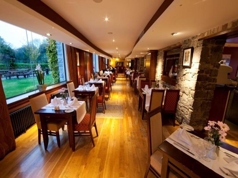Court Yard Hotel Leixlip Eksteriør bilde
