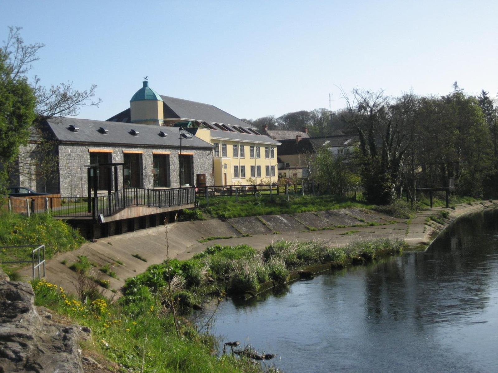 Court Yard Hotel Leixlip Eksteriør bilde