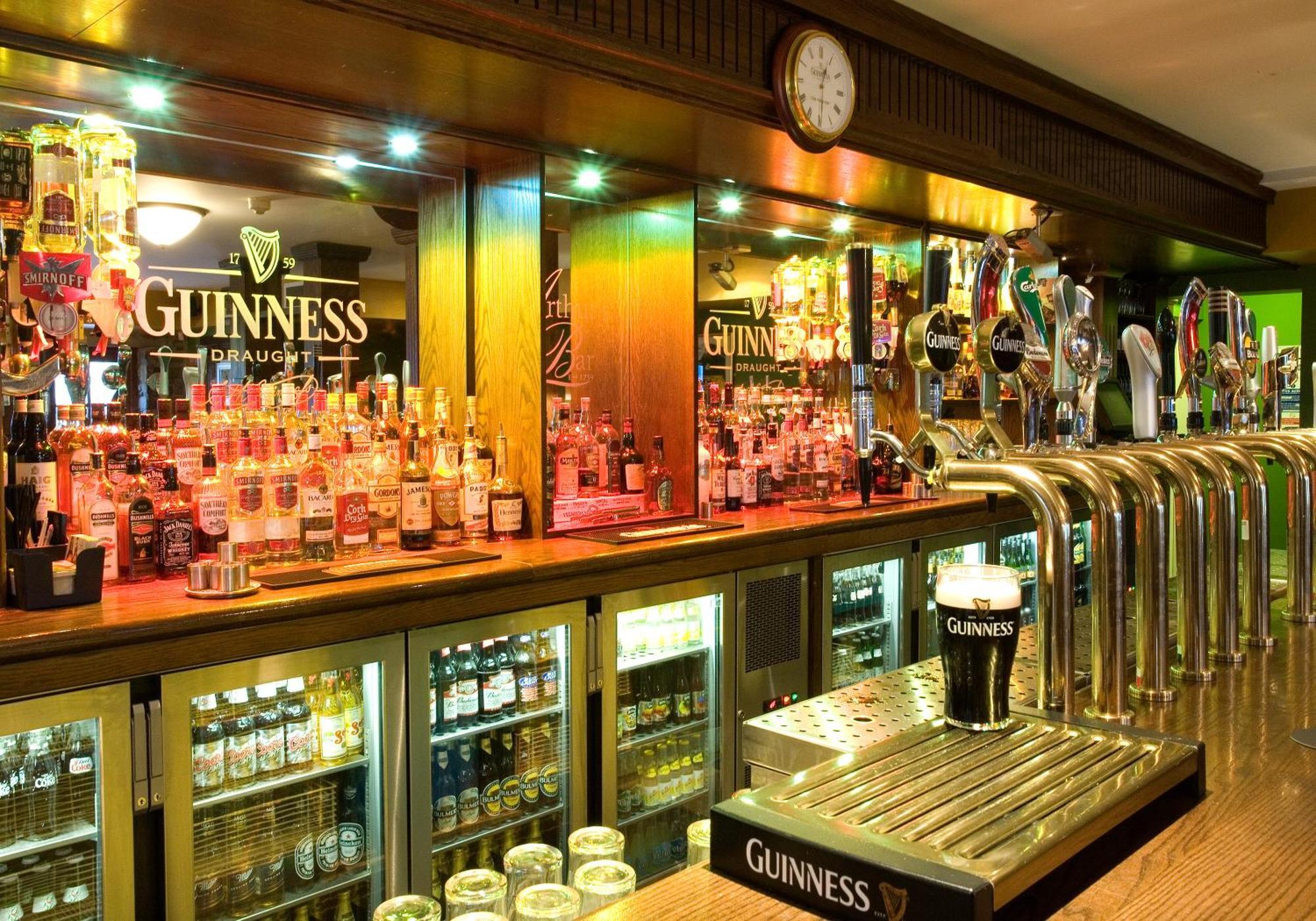 Court Yard Hotel Leixlip Eksteriør bilde