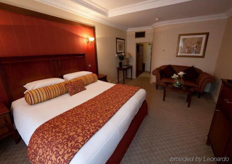 Court Yard Hotel Leixlip Eksteriør bilde
